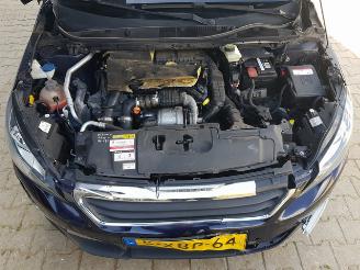 Peugeot 308 SW 1.6 BlueHDI Blue Lease Executive picture 10