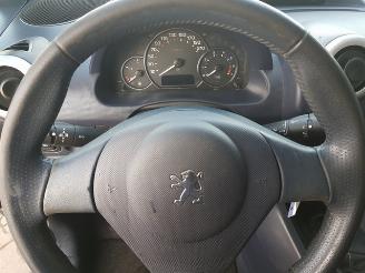 Peugeot 1007 1.4 Gentry picture 18