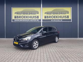Vaurioauto  passenger cars BMW 2-serie Gran Tourer 216d Essential 2015/11