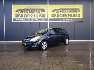 Vaurioauto  passenger cars Opel Corsa 1.3 CDTi EcoFlex S/S Cosmo 2012/4