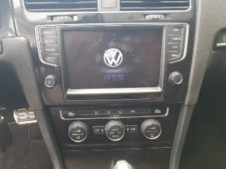 Volkswagen Golf 1.4 TSI GTE picture 21