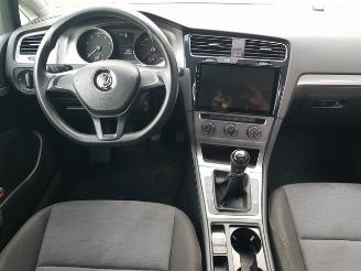 Volkswagen Golf 1.2 TSI Easyline picture 19