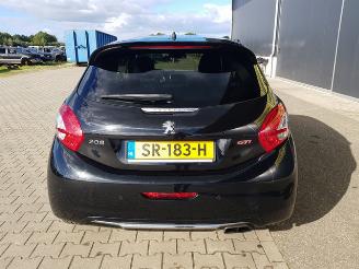 Peugeot 208 1.6 THP GTi picture 5