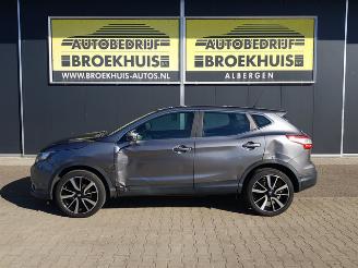 Nissan Qashqai 1.2 Connect Edition picture 2