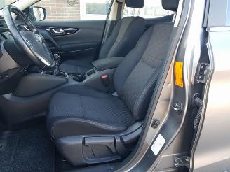 Nissan Qashqai 1.2 Connect Edition picture 15