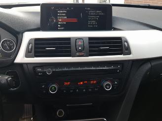 BMW 3-serie Touring 320d EfficientDynamics Edition High Executive picture 19