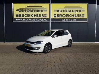 uszkodzony samochody osobowe Volkswagen Polo 1.0 BlueMotion Edition 2016/3