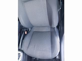 Volkswagen Polo 1.4-16V Highline picture 21