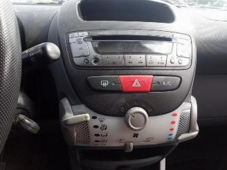 Toyota Aygo Aygo (B10), Hatchback, 2005 / 2014 1.0 12V VVT-i picture 10