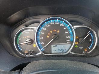 Toyota Yaris Yaris III (P13), Hatchback, 2010 / 2020 1.5 16V Hybrid picture 21