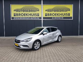 uszkodzony samochody osobowe Opel Astra 1.6 CDTI Business+ 2018/3