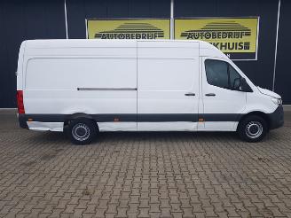 Mercedes Sprinter 315 1.9 CDI L4H2 DC picture 4