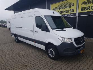 Mercedes Sprinter 315 1.9 CDI L4H2 DC picture 6