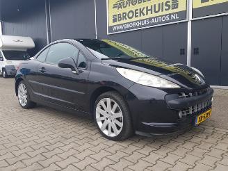 Peugeot 207 CC 1.6 VTi picture 6