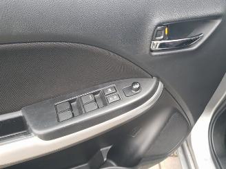 Suzuki Baleno 1.2 Smart Hybrid High Executive picture 27