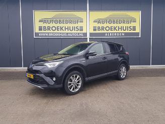 skadebil auto Toyota Rav-4 2.5 Hybrid Executive 2017/7