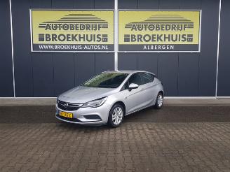damaged passenger cars Opel Astra 1.0 Edition 2016/2