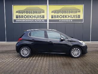 Peugeot 208 1.6 BlueHDi Blue Lease Executive picture 4