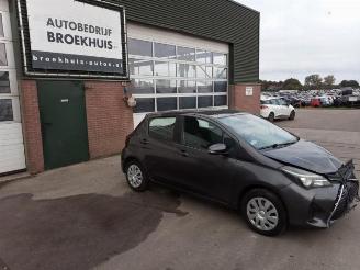 Purkuautot passenger cars Toyota Yaris Yaris III (P13), Hatchback, 2010 / 2020 1.33 16V Dual VVT-I 2015/4