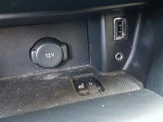 Peugeot 308 SW 1.2 PureTech Blue Lease Premium picture 25