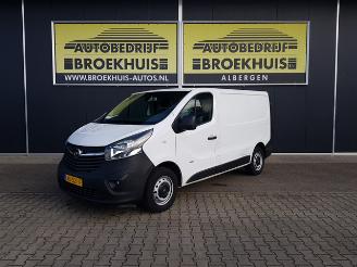 danneggiata veicoli commerciali Opel Vivaro 1.6 CDTI L1H1 Sport EcoFlex 2015/11