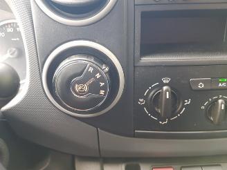 Peugeot Partner 120 1.6 e-HDI L1 Navteq 2Tronic AUTOMATIC picture 22