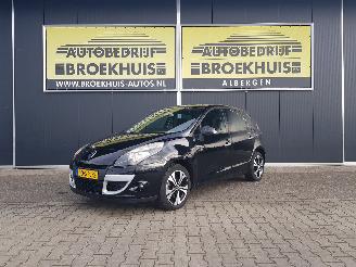 Schadeauto Renault Scenic 1.4 TCe Bose 2011/11