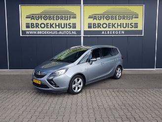 krockskadad bil auto Opel Zafira Tourer 1.6 CDTI Business+ 2014/9