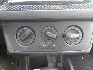 Seat Ibiza Ibiza IV (6J5), Hatchback 5-drs, 2008 / 2017 1.4 16V picture 30