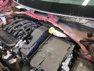 Peugeot 208 1.2 PureTech Signature picture 12