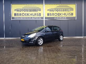 Schadeauto Opel Corsa 1.3 CDTi EcoFlex S/S Cosmo 2012/4