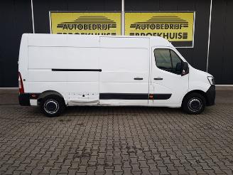Renault Master T35 2.3 dCi 135 L3H2 Comfort picture 4