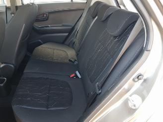 Kia Picanto 1.2 CVVT Comfort Pack picture 17