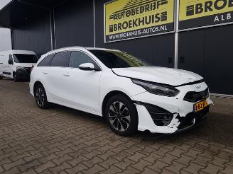 Kia Ceed 1.6 GDI PHEV DynamicPlusLine picture 6