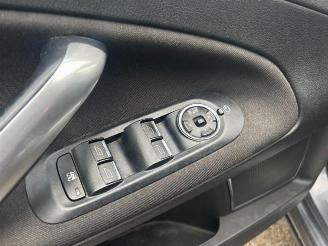 Ford Mondeo Mondeo IV Wagon, Combi, 2007 / 2015 2.0 16V picture 12