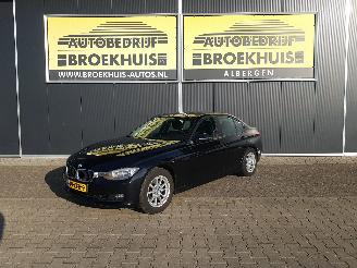 damaged passenger cars BMW 3-serie 320i Executive 2012/5