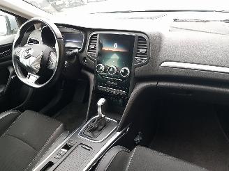 Renault Mégane Estate 1.3 TCe Intens picture 9
