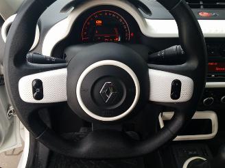 Renault Twingo 1.0 SCe Collection picture 17