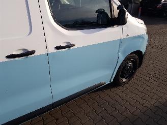 Toyota Proace 2.0 D-4D Cool Comfort Long picture 10