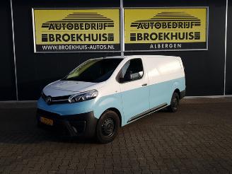 krockskadad bil bedrijf Toyota Proace 2.0 D-4D Cool Comfort Long 2017/7