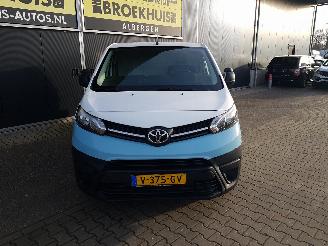 Toyota Proace 2.0 D-4D Cool Comfort Long picture 3
