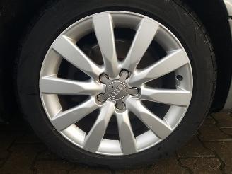 Audi A4 Avant 2.0 TDI Pro Line Business picture 24