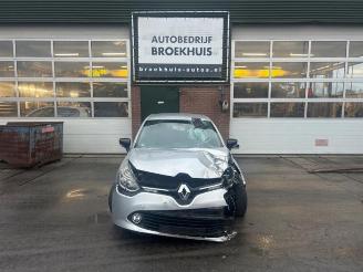 Dezmembrări autoturisme Renault Clio Clio IV (5R), Hatchback 5-drs, 2012 / 2021 0.9 Energy TCE 90 12V 2014/6
