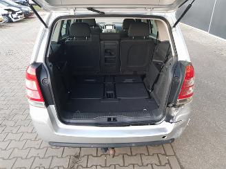 Opel Zafira 1.8 Temptation picture 9