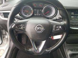 Opel Astra 1.0 Edition picture 24