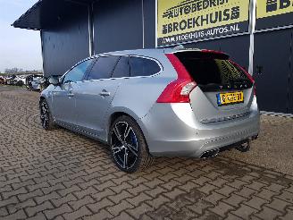Volvo V-60 2.4 D6 AWD Plug-In Hybrid Pure Limited picture 8