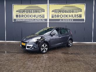 Schadeauto Renault Scenic 2.0 Bose Automatic 2011/5