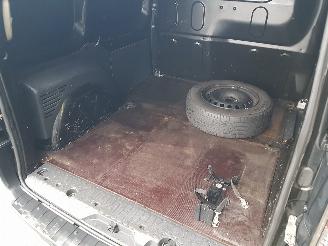 Renault Kangoo 1.5 Blue dCi 80 Comfort picture 16