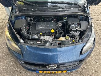 Opel Corsa 1.4-16V Cosmo picture 12