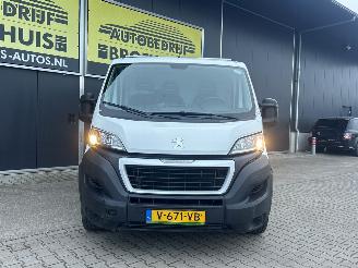 Peugeot Boxer 330 2.0 BlueHDI L1H1 Premium picture 3